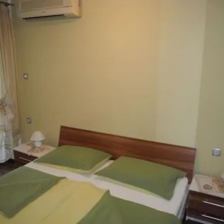 Apartment Igor 22 Pax Crikvenica